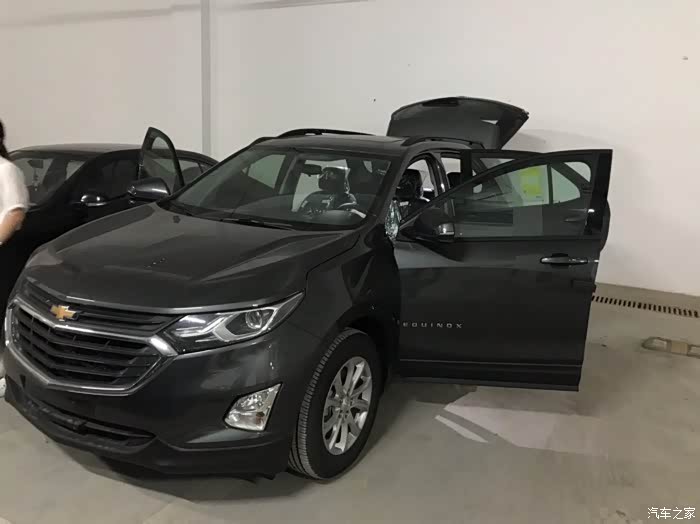 探界者的冷灰色,也太好看了吧?