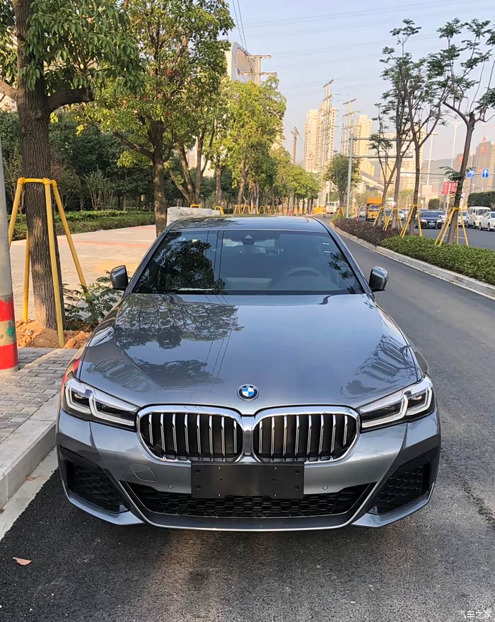 【图】21款石青色525i提车40天_宝马5系论坛_汽车之家论坛