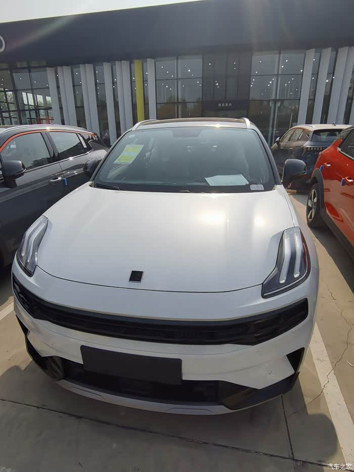 人生的第一辆车------领克六儿