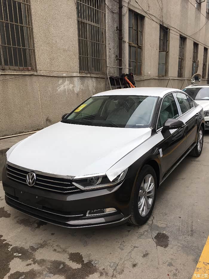 我的18款330豪华迈腾b8