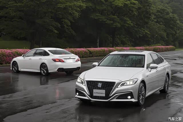 日版15代新皇冠试驾图集