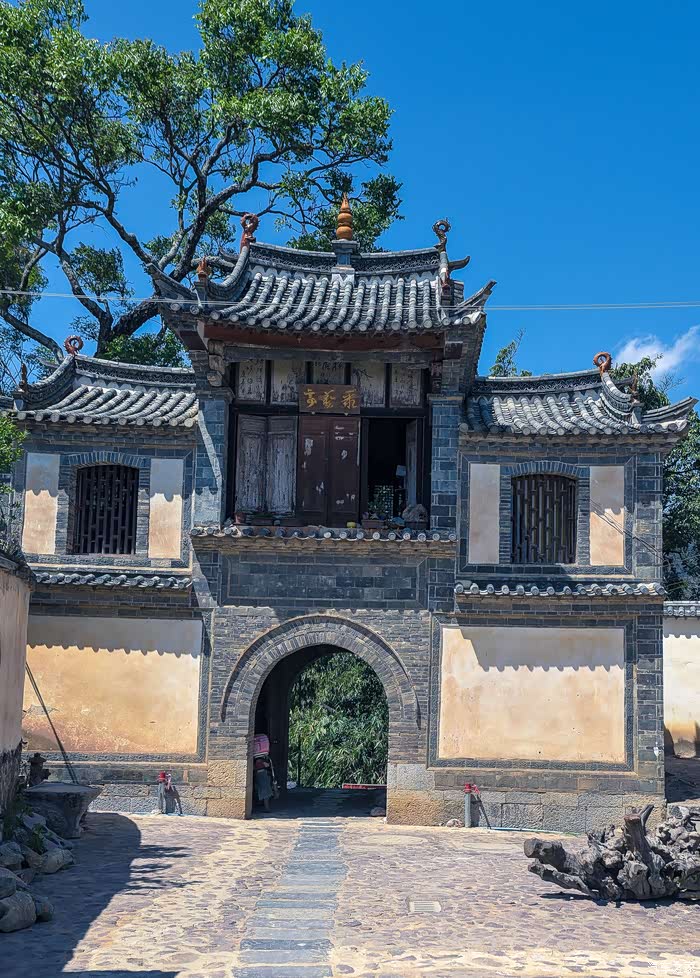 每日一图古门楼