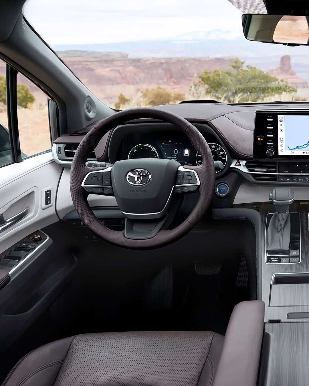 搭载2.5升dohc四缸自吸发动机,并配备vvt-i系统