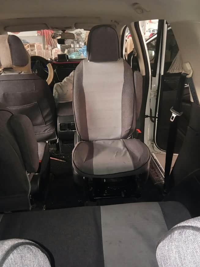 【图】a800中排改装转盘座椅,增添商务范儿_长安欧尚a800论坛_汽车之