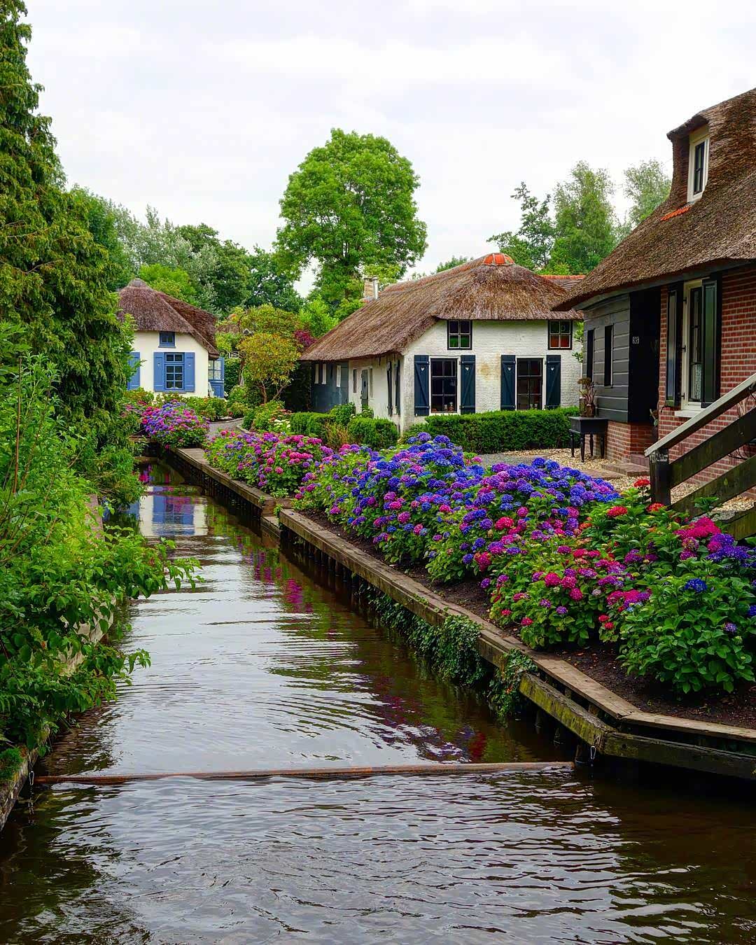 说真的,荷兰羊角村儿,真的是浪漫的要死,惬意的要命.