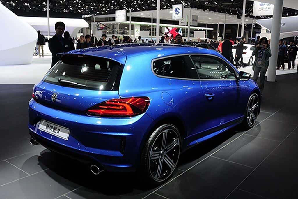 大众尚酷r外观造型犀利性能不错