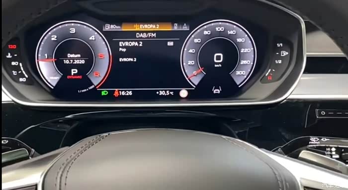 奥迪a8外观内饰细节实拍后排空间仪表盘细节