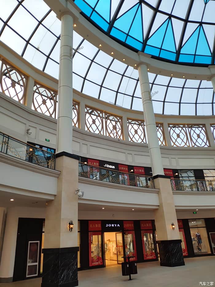 夜游北国奥特莱斯