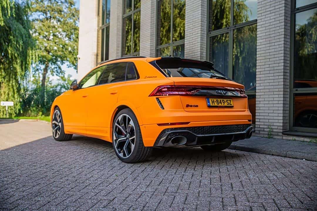 rs q8,这个哑光黄色,真是带感.