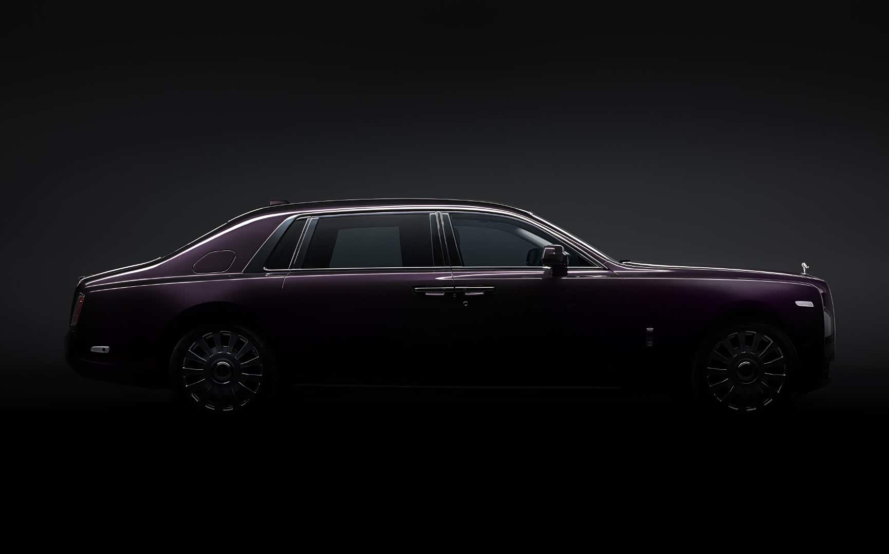 紫色魅影rollsroycephantom