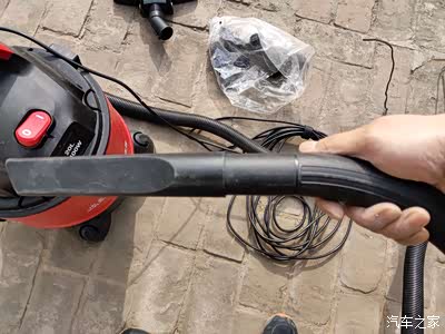 【家家众测】雨露均沾5小狗吸尘器d807