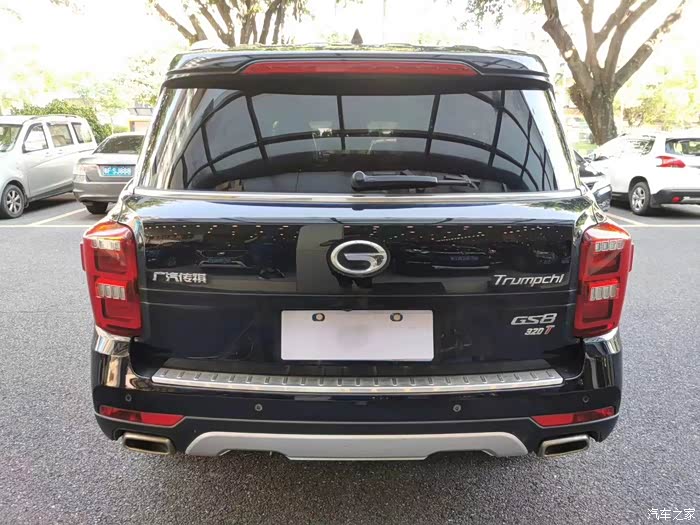 18年传奇gs8两驱智联豪华版