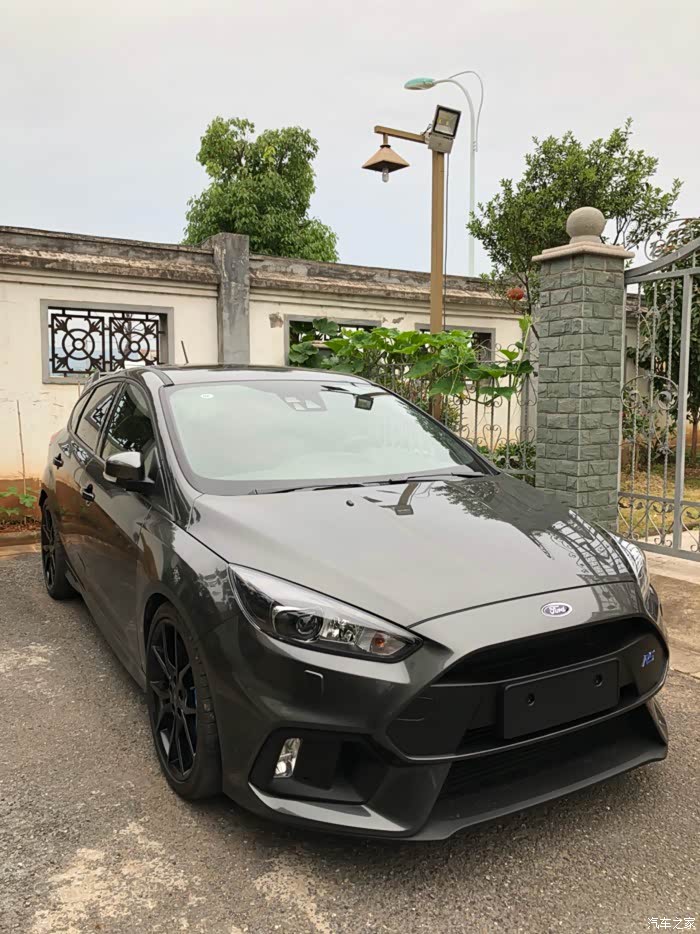 不老少年手动档的情怀提福克斯rs战斗灰