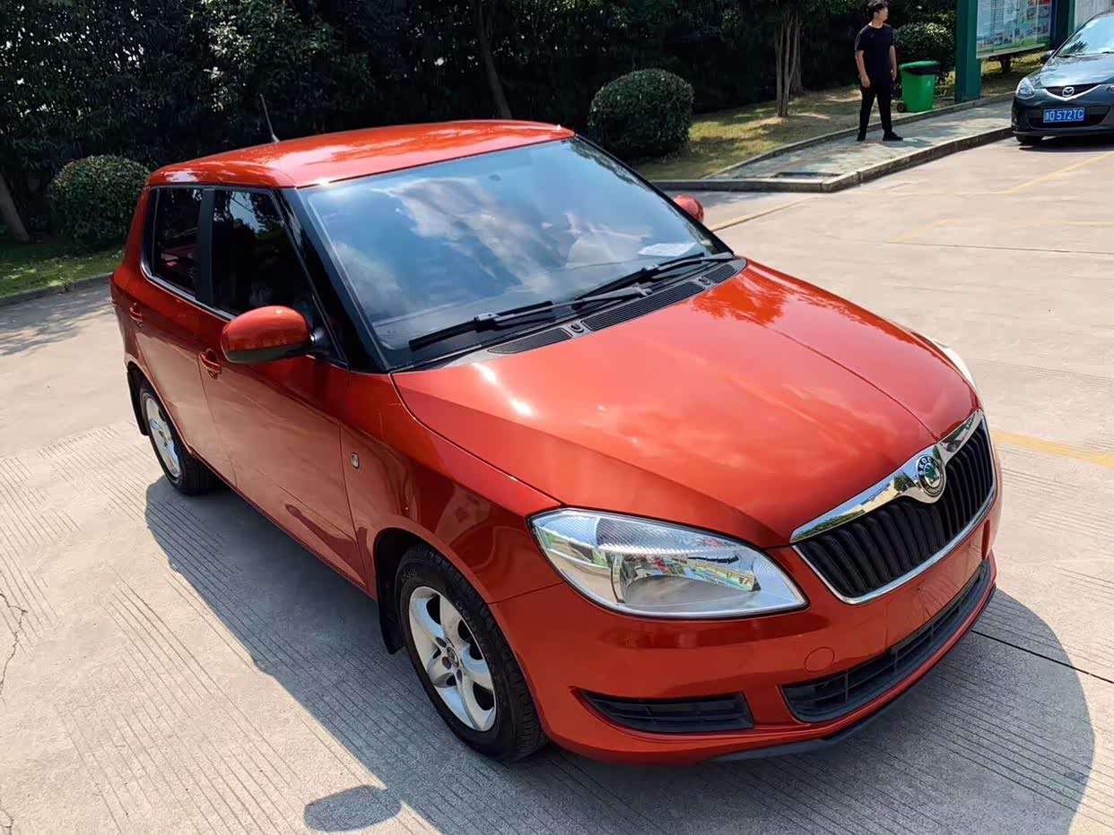 斯柯达晶锐自动挡车