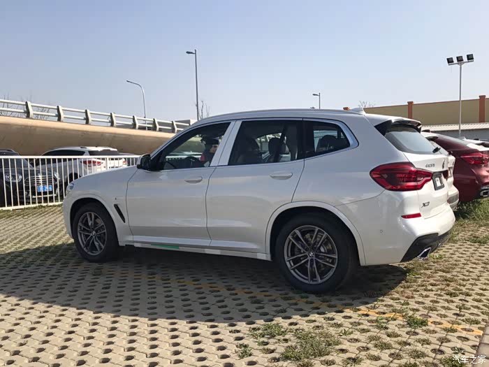 【图】四月下线28i运动矿石白提车几天体会_宝马x3论坛_汽车之家论坛