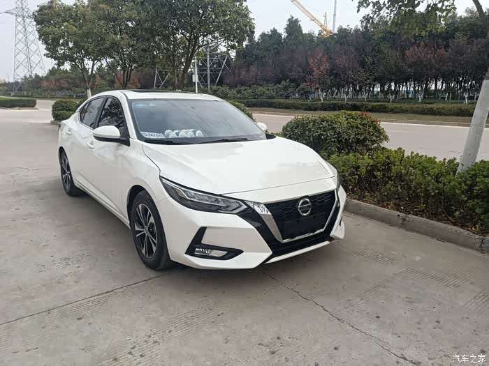 在逸起就是幸福 14代轩逸白提车打卡