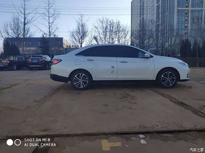 蓝天白云心情舒爽