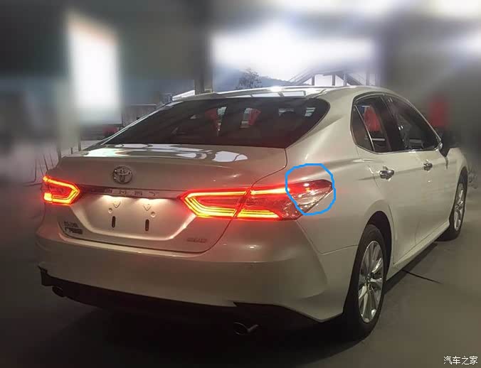 【图】新款尾灯点亮是这个样子吗?_凯美瑞论坛_汽车之家论坛