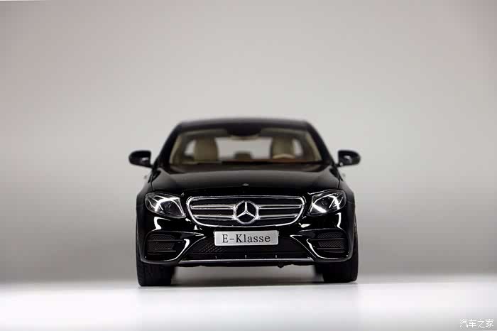 阳光de模型世界名车品牌走一波棚拍原厂奔驰e300l汽车模型