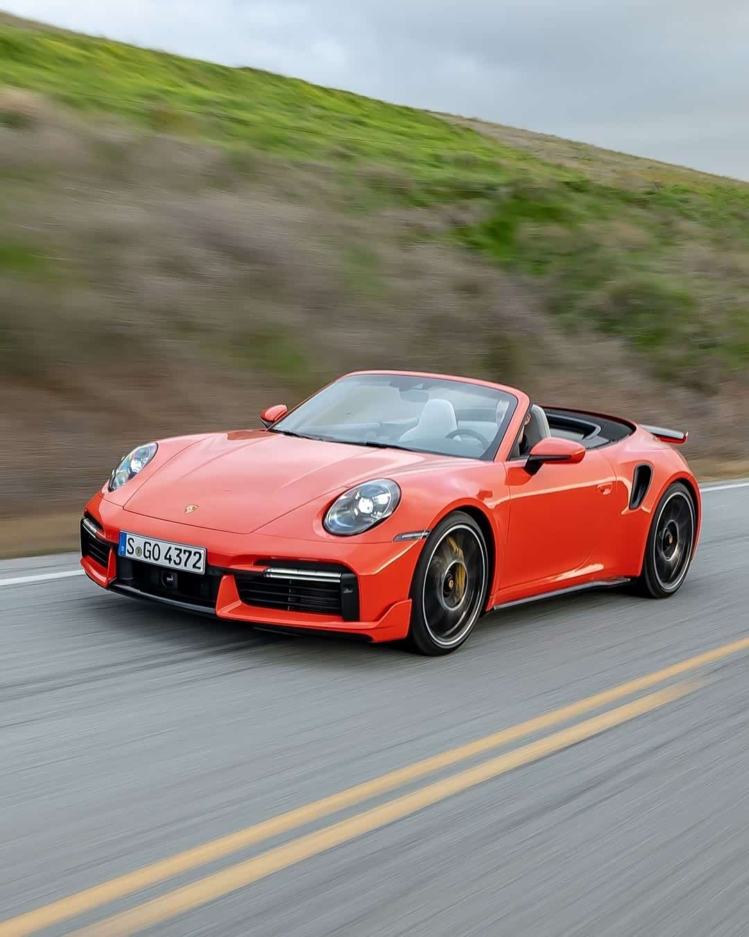 保时捷911 turbo s,魅力无限.