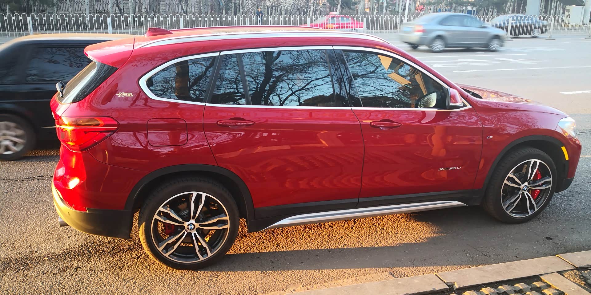 【图】x1 墨尔本红颜色好看吗_宝马x1论坛_汽车之家论坛