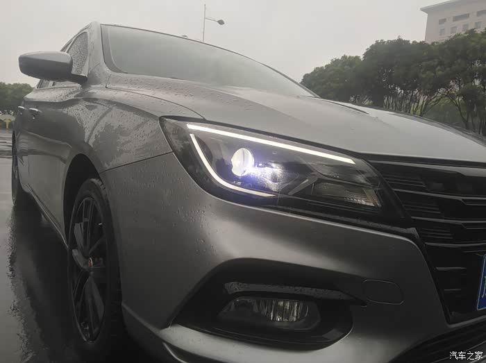 【图】这个颜色真的好看么灰色i5_荣威i5论坛_汽车之家论坛