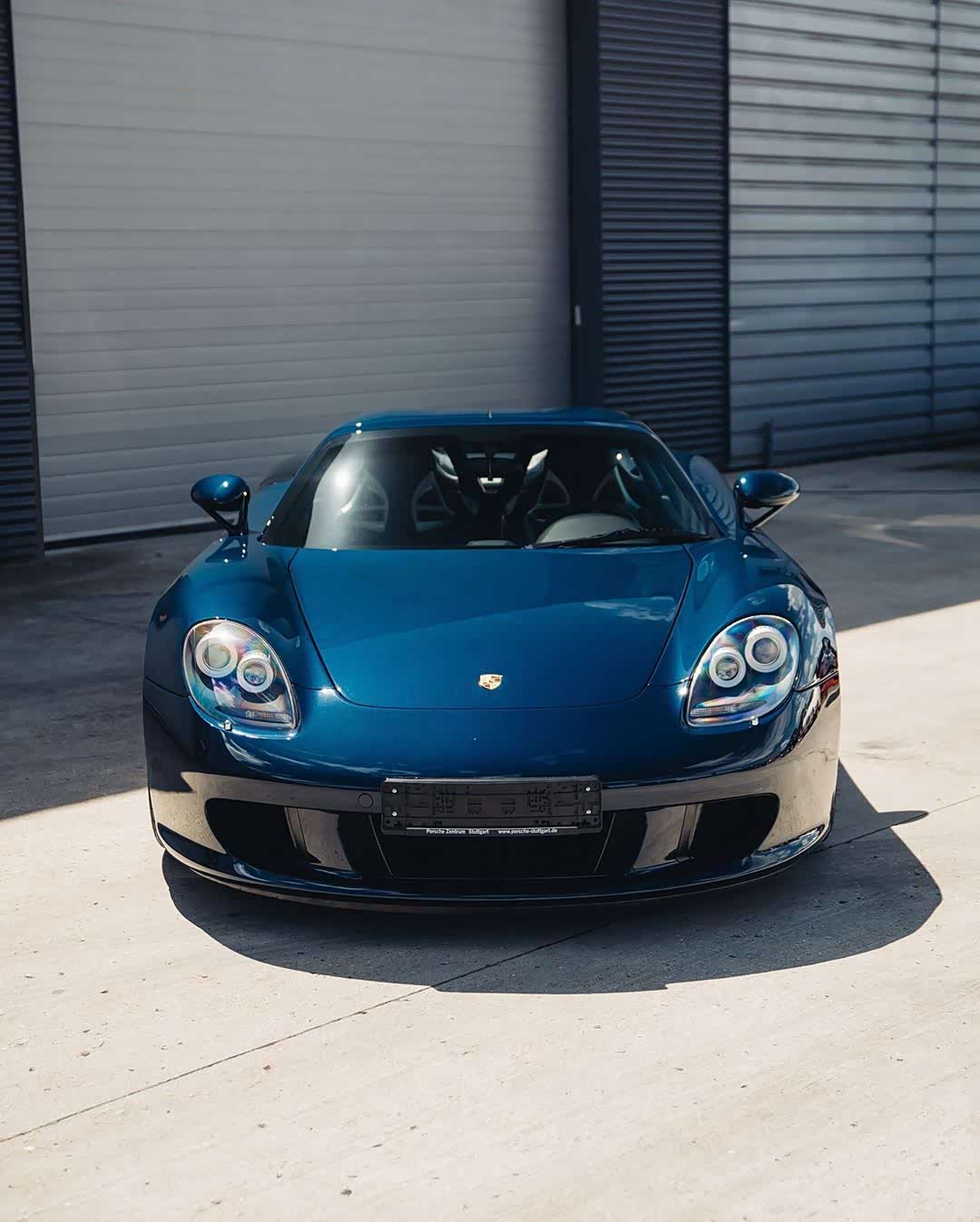 一代神车,保时捷 carrera gt