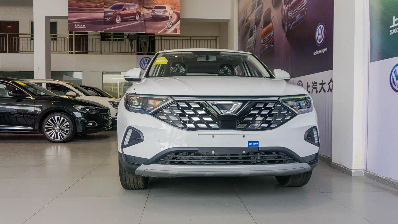 捷达这个车换车标了之后,就改变的非常严重了