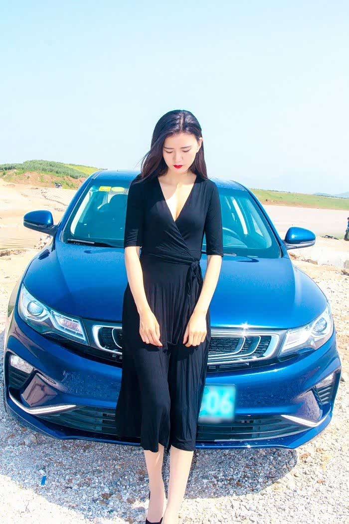 媳妇当车模绝密美女大片慎入星辰大海碧海蓝天