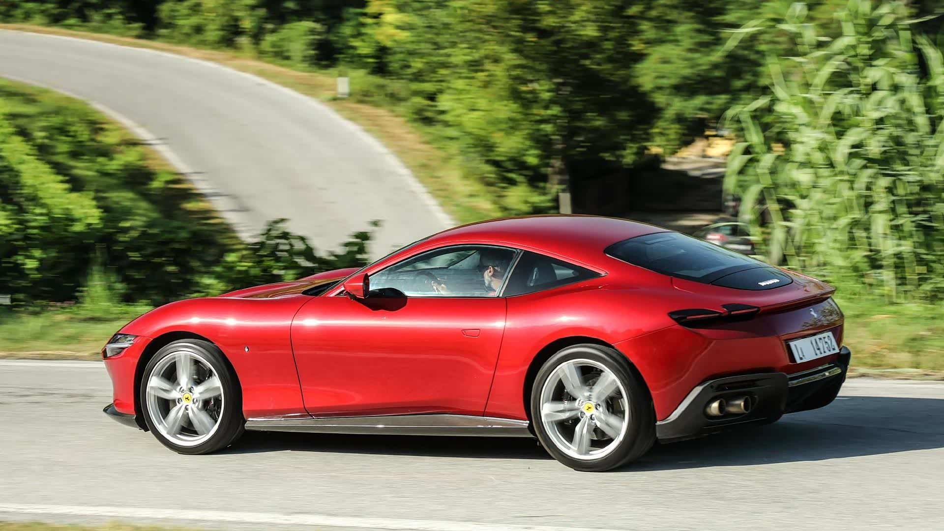 法拉利热辣性感帅气十足