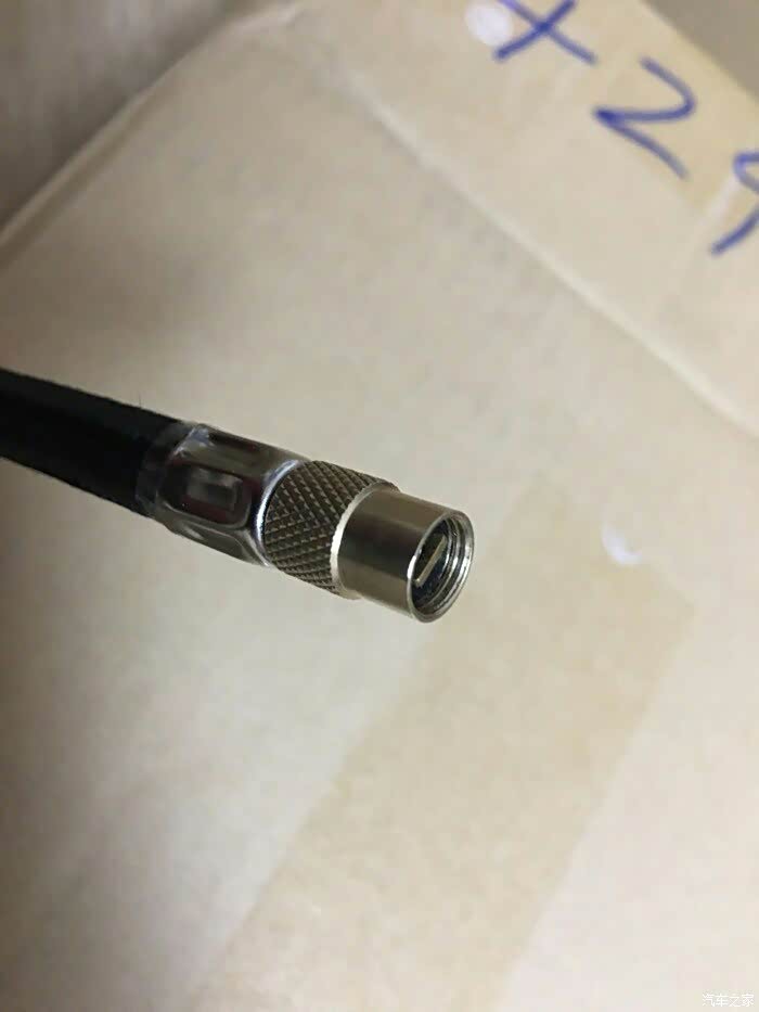 车用充气泵接头那种方便好用?