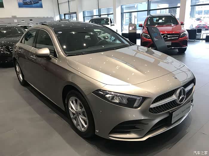 a呦,不错呦, 终于如愿为老婆大人喜提新宠奔驰 a200l!