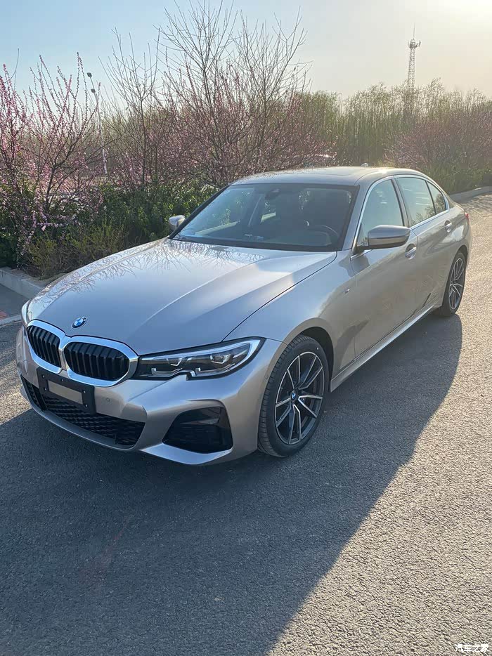 325lim运动套装开士米银颜色求实拍图请大佬们帮忙