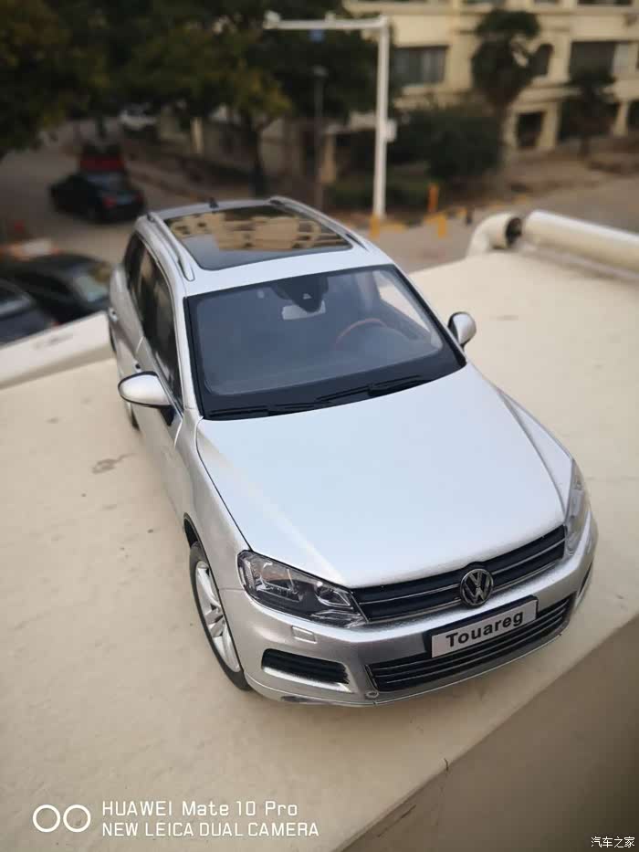 大众豪华suv鼻祖途锐touarge118模型鉴赏申精