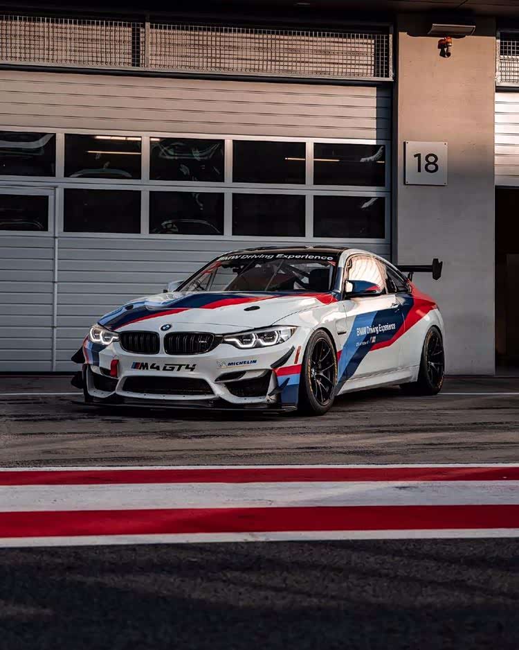 宝马m4 gt4帅到情不自已