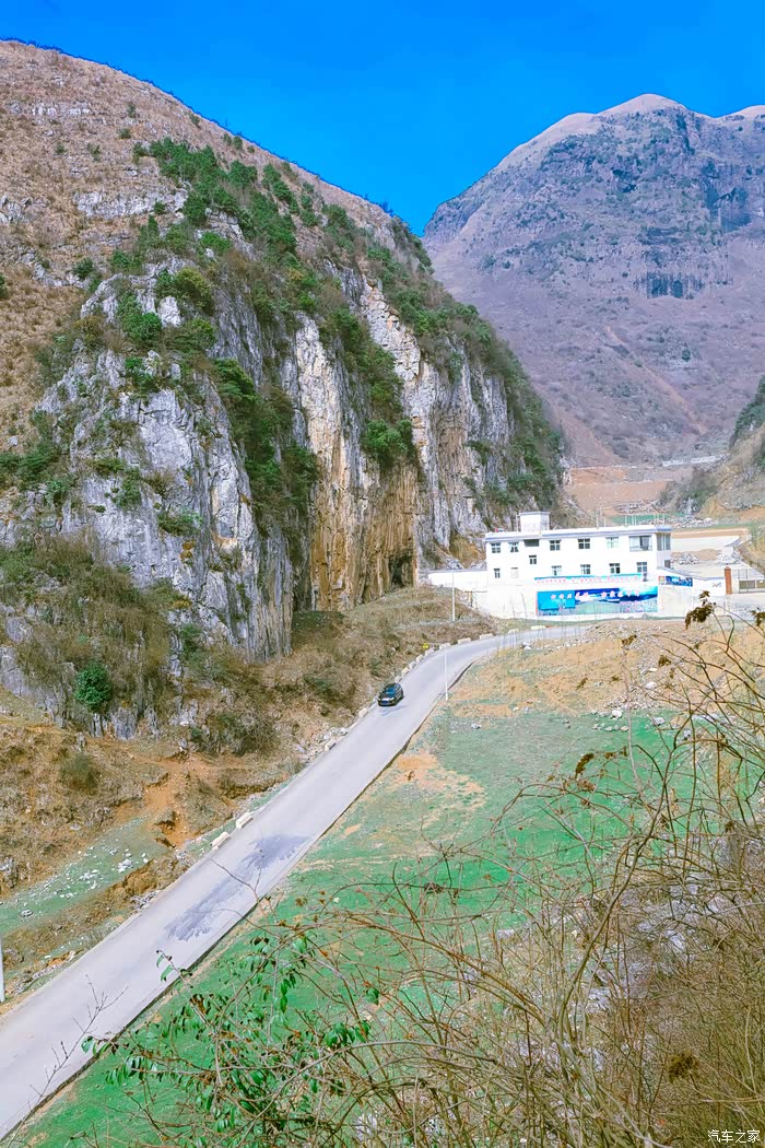 自驾贵州最高峰,谁起的名字叫韭菜坪?