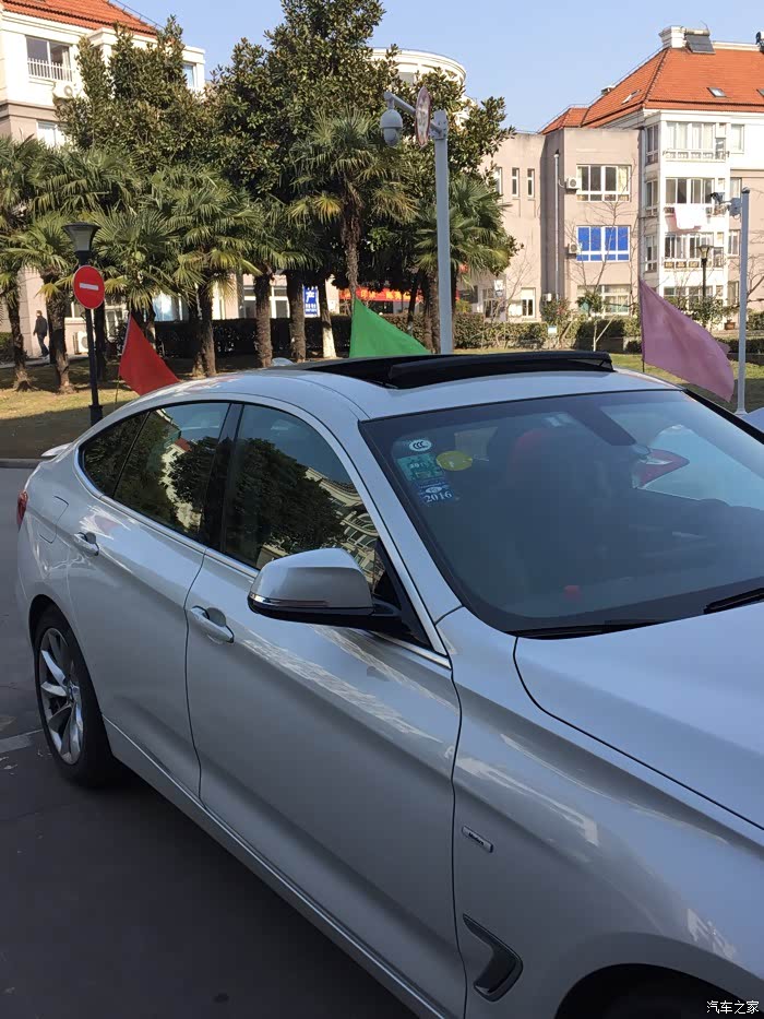【图】有人知道天窗上的网是啥作用嘛.._宝马3系gt论坛_汽车之家论坛
