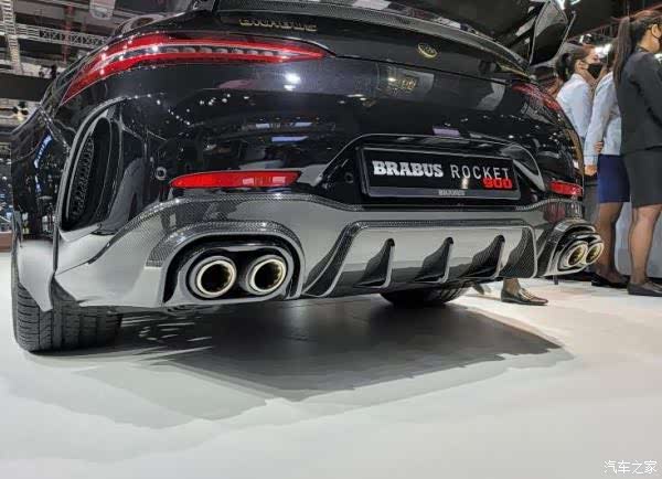 巴博斯火箭900车型正式亮相搭45tv8发动机