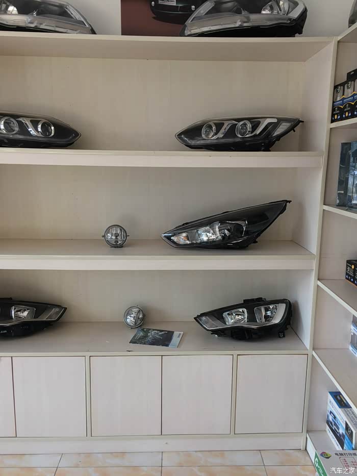 15速腾改海拉5透镜