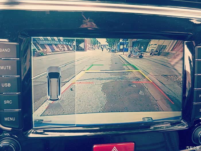 【图】倒车影像,画面清晰,真是倒车的好帮手呀;_哈弗m6论坛_汽车之家