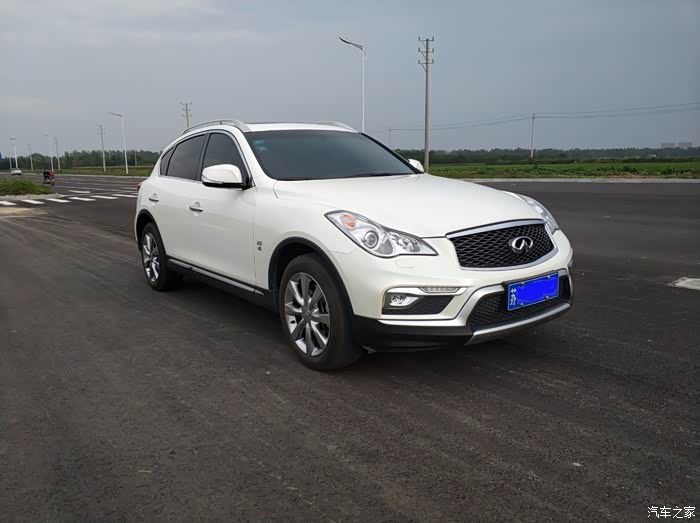 英菲尼迪qx50圆我v6梦