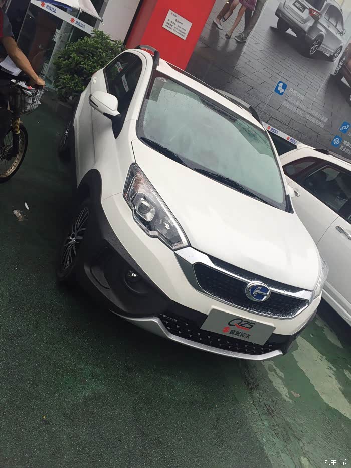 拿了本本后的几天后我就去店里看车了