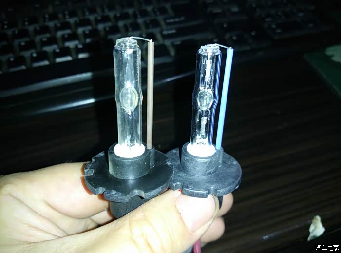 正面雪莱特灯泡原来灯泡比较