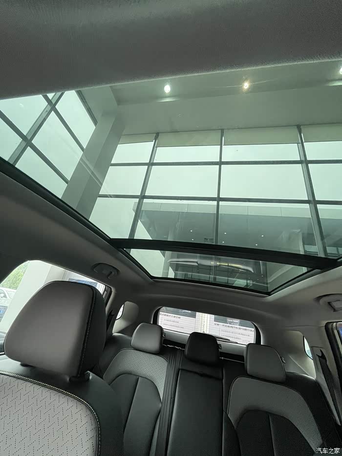 大平方全景天窗