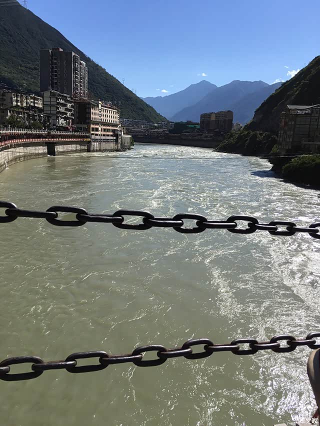 大渡河水流湍急