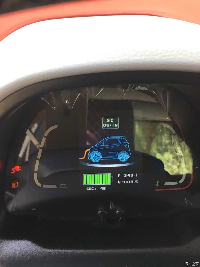 众泰e200充电问题