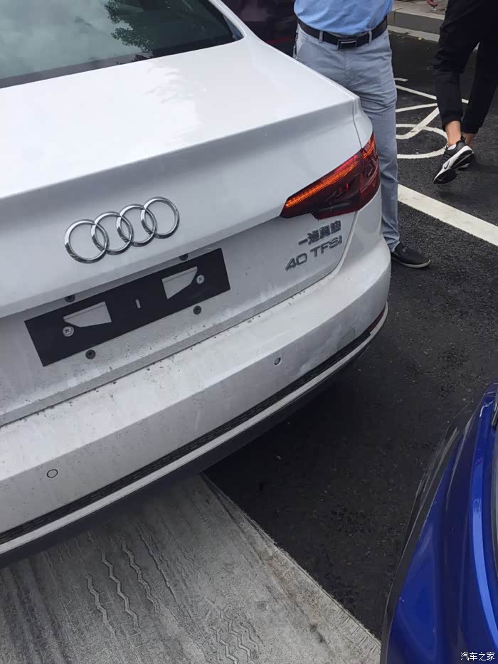 首撞._奥迪a4l论坛_汽车之家论坛