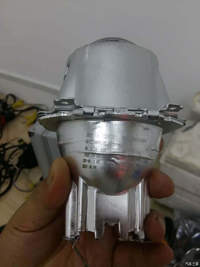 恶魔眼天使眼q5透镜解决灯光问题