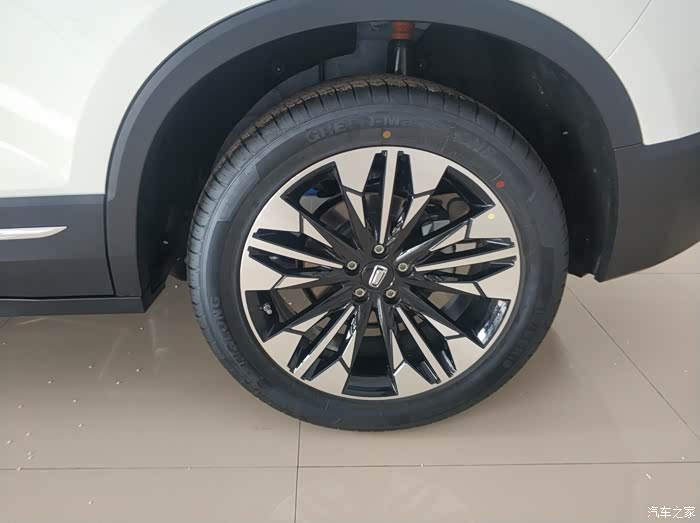 清爽夏日,与你相遇-奔腾t77