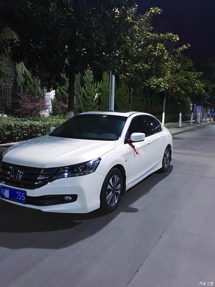 黑白俩色纠结!给点意见啊!啊啊啊啊啊啊!_雅阁论坛_汽车之家论坛